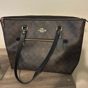 Coach tote